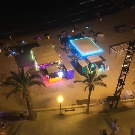 Appartement Spacieux, Front De Mer, Vue Splendide Salou Bagian luar foto