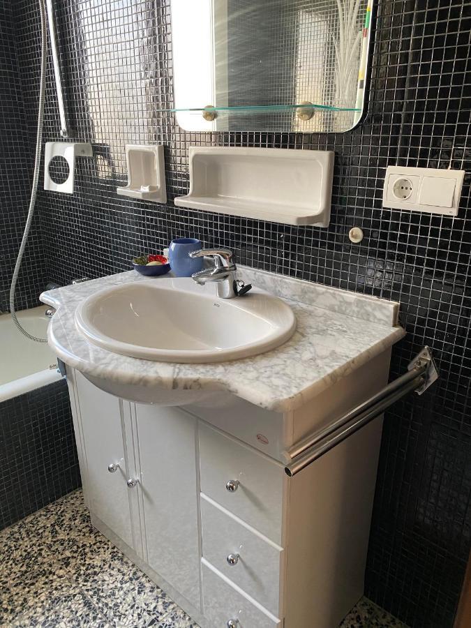 Appartement Spacieux, Front De Mer, Vue Splendide Salou Bagian luar foto